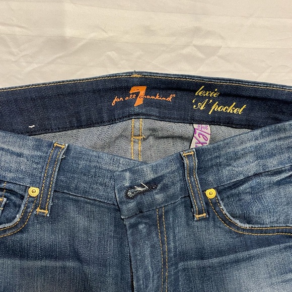 7 FOR ALL MANKIND Women Jean size 28 - Picture 9 of 10